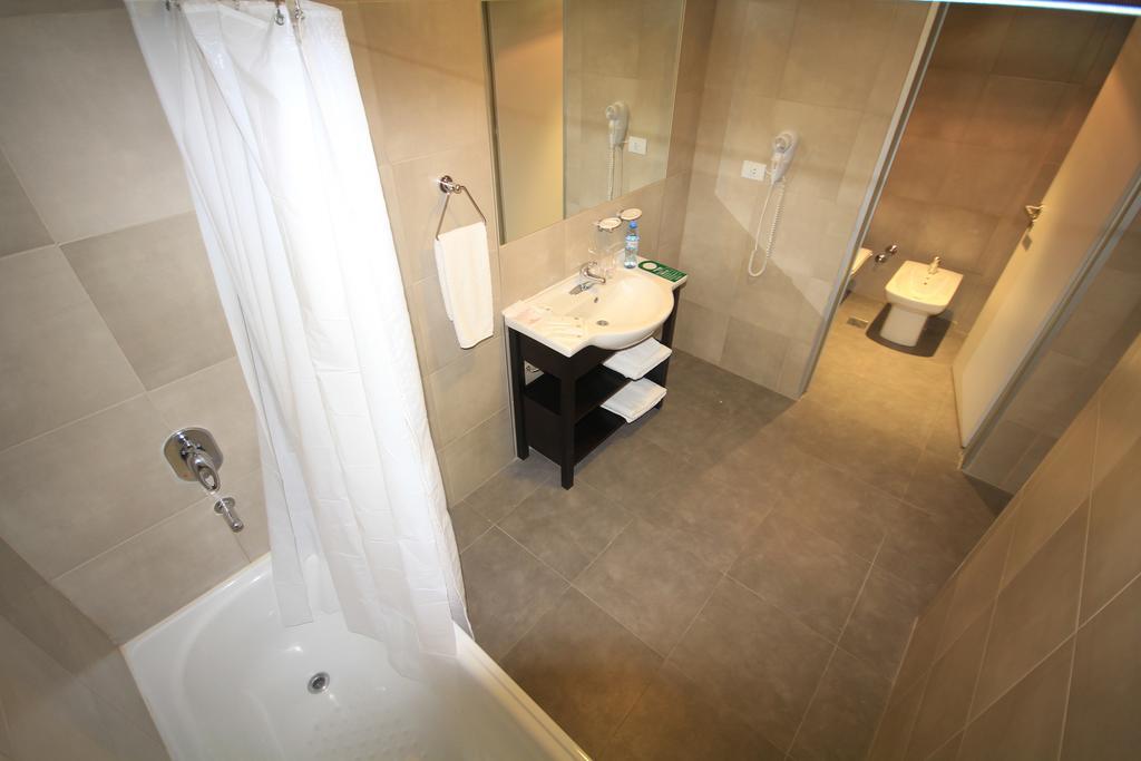Hotel Neu 354 Neuquén Eksteriør billede